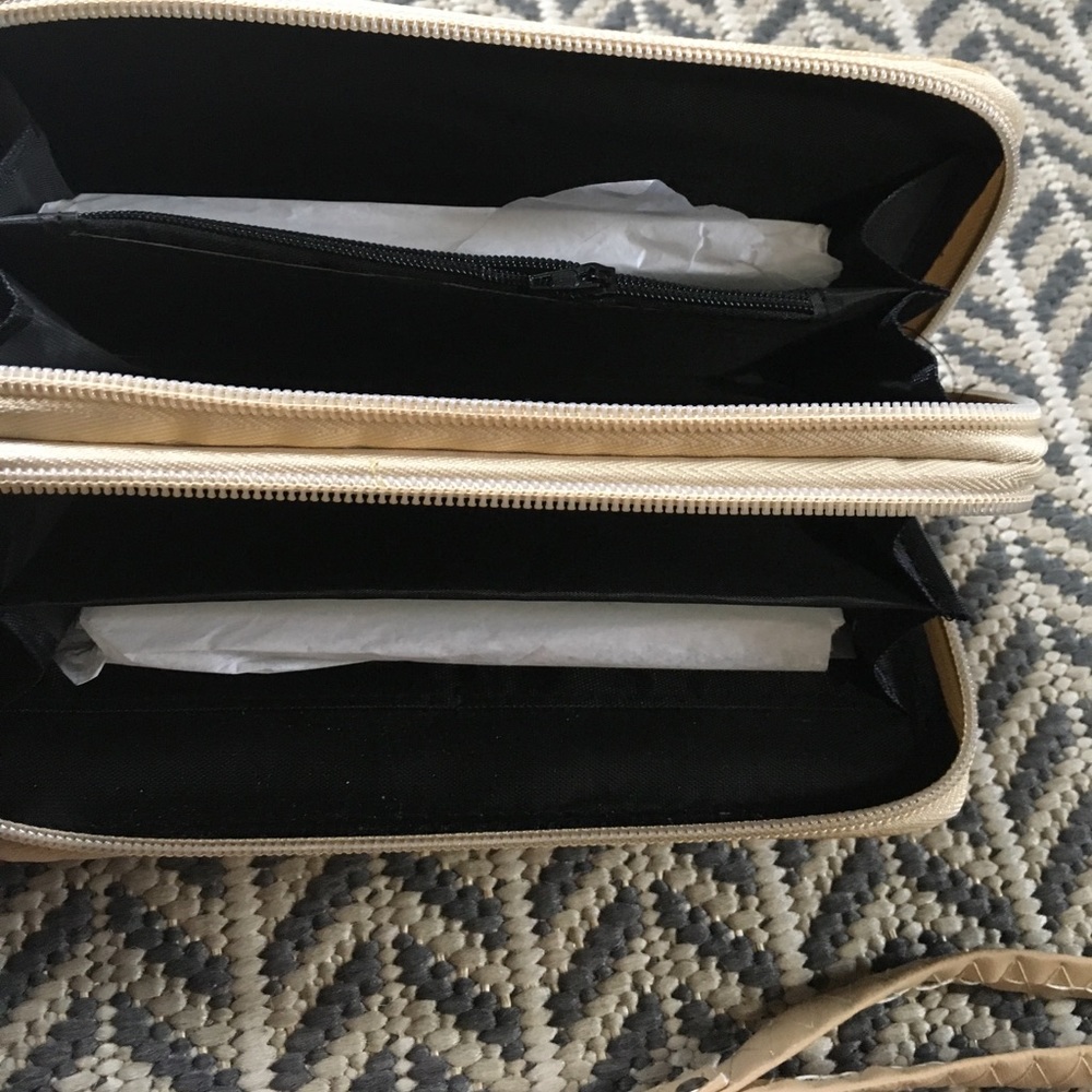 pocket book cosmetics n phone